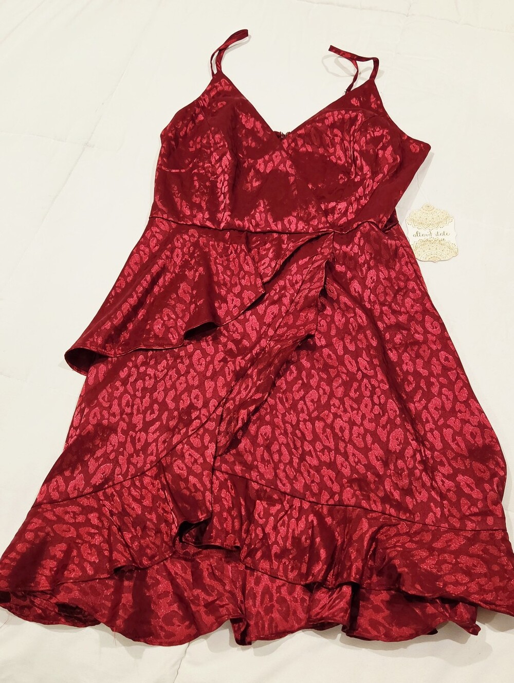Altar'd State NWT Burgundy Red Satin Leopard Mini Dress M, Holiday, Homecoming